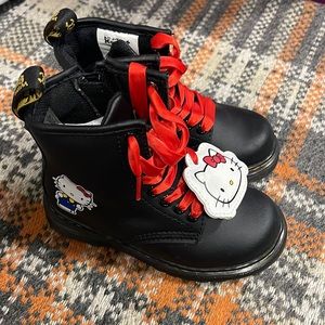 Dr Martens Hello Kitty Black and Red Lace Up 1460 Boots - size 9